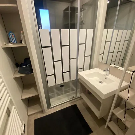 Standing 6 Ou 12 Pers Avec Mon 2 Eme A L'edune De Location Wifi Inclus Piscine Couverte Chauffee A 150m De La ホリデーパーク