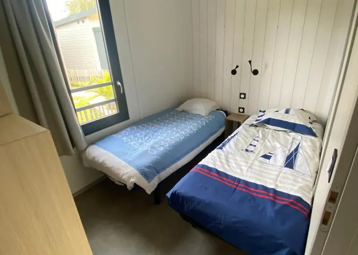 Holiday park Standing 6 Ou 12 Pers Avec Mon 2 Eme A L'edune De Location Wifi Inclus Piscine Couverte Chauffee A 150m De La